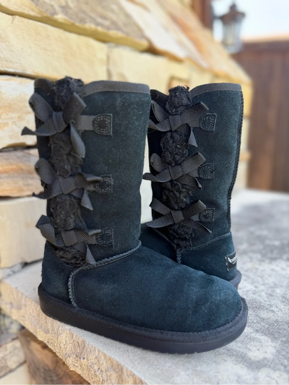 Koolaburra By UGG girls Black Suede Victoria Bow-Back Winter Boots Sz-1.  K